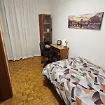 Casa Della Nonna - Female Only